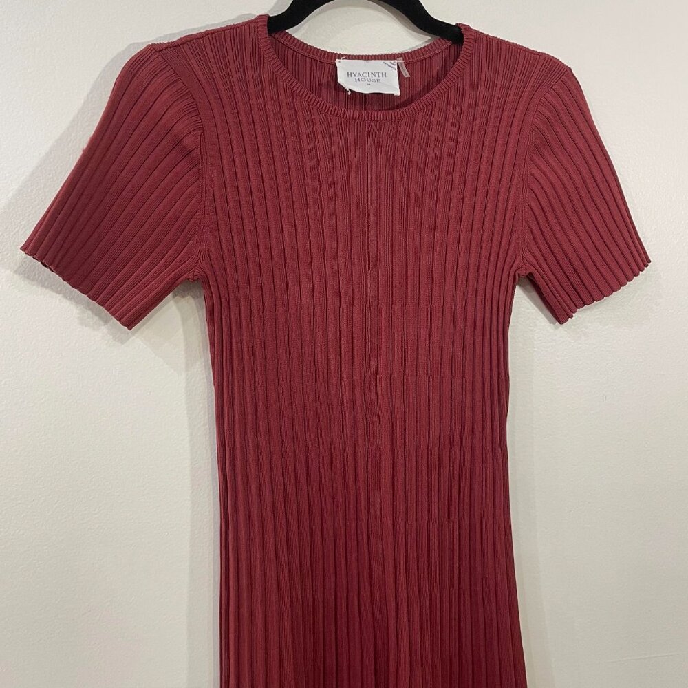 Tuckernuck Ribbed Midi Dress in Burgundy - Picture 4 of 6